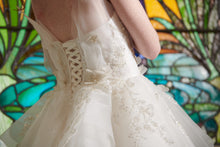 Load image into Gallery viewer, TITANIA